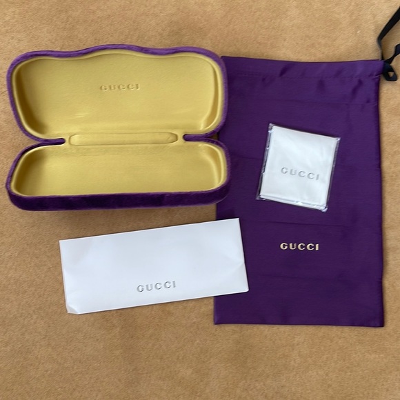 GUCCI Sunglasses - Picture 12 of 14